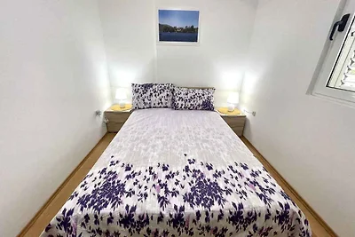 Ferienwohnung mit Balkon und Klimaanlage