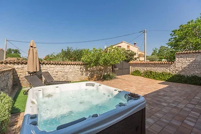 Vakantiehuis Ontspannende vakantie Dračevac