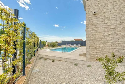 Vakantiehuis Ontspannende vakantie Vabriga
