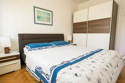 Ferienwohnung mit Balkon und Klimaanlage