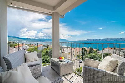 Ferienwohnung mit Klimaanlage und Balkon