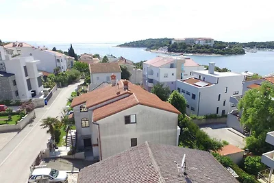 Ferienwohnung mit Terrasse und Klima