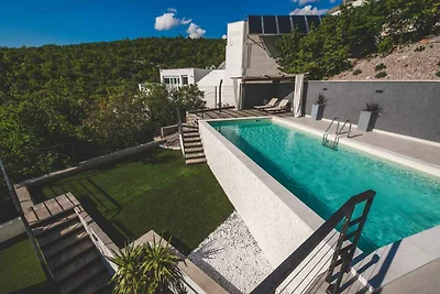 Villa mit Klimaanlage und Meerblick