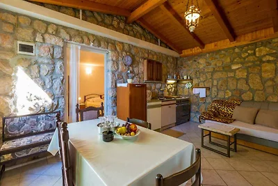 Ferienwohnung mit Terrasse und Meerblick