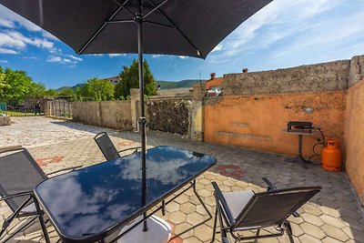 Ferienhaus mit Terrasse und Klimaanlage