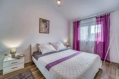 Ferienwohnung mit Balkon und Meerblick