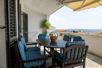 Ferienwohnung mit Terrase und Klimaanlage