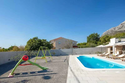 Ferienhaus mit Klimaanlage und Aussenpool