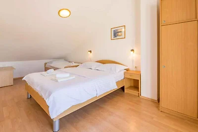 Ferienwohnung mit Terrasse und Klimaanlage