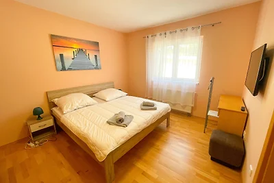 Ferienwohnung mit Balkon, WLAN und