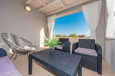 Villa mit Pool, Whirlpool und Sauna