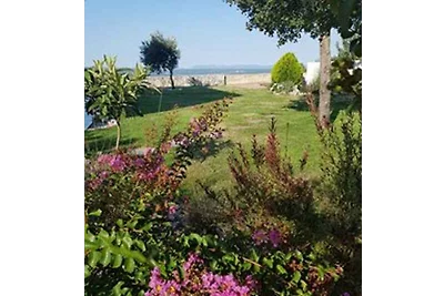 Ferienhaus mit Pool und Meerblick
