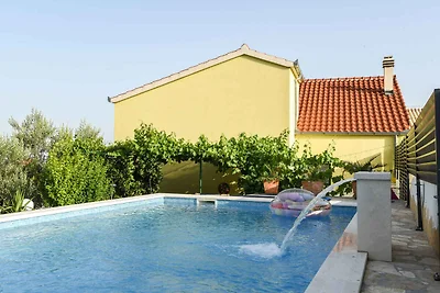 Ferienwohnung mit Aussenpool