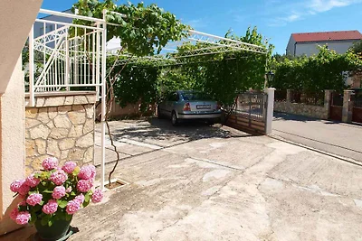 Studio-Apartment, nur 150 m vom nächsten schö