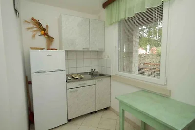 Schönes Apartment mit Terrasse für 5 Personen