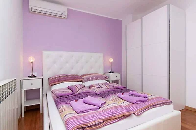 FerienWohnung mit Balkon und WLAN