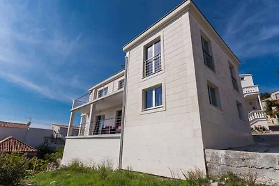 Ferienwohnung mit Terrasse und Klimaanlage