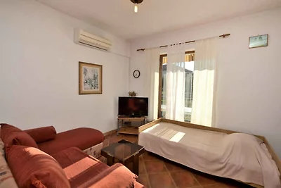 Ferienwohnung mit Klimaanlage und Terrasse in