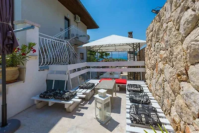 Holiday flat family holiday Novi Vinodolski