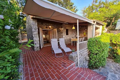 Ferienhaus mit grosser Terrasse
