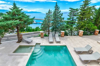 Ferienwohnung mit Wellness und Swimmingpool z