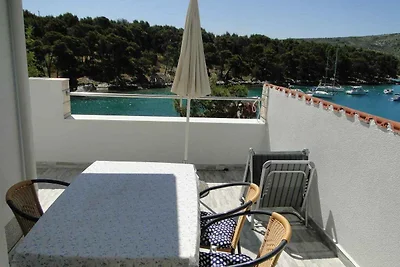 Ferienwohnung mit Terrasse und Meerblick