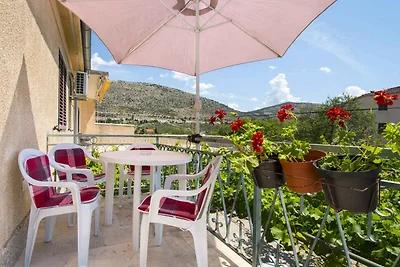 Gemütliche Ferienwohnung nahe Krka mit schöne