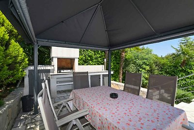 Ferienwohnung mit Pool, Grill und Klimaanlage