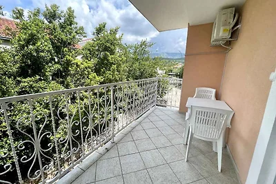 Studio mit Balkon und Klimaanlage