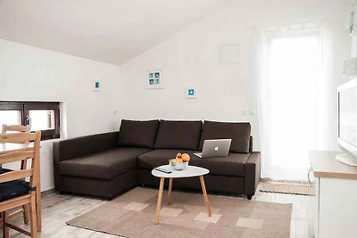 Ferienwohnung mit Klimaanlage und Terrasse di