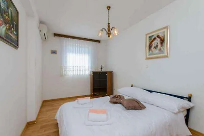 Ferienwohnung mit Meerblick und Klimaanlage