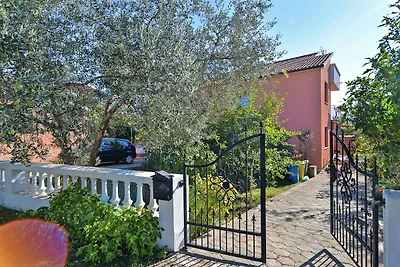 Ferienwohnung mit Klimaanlage und Balkon