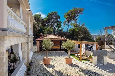 Luxuriöses Apartment in ruhiger Lage auf der 