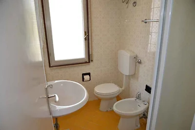 Ferienwohnung mit Klimaanlage und Balkon