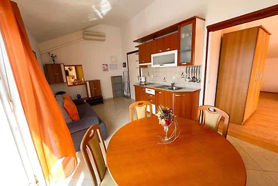 Ferienwohnung Mit Meerblick und Klimaanlage