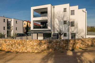 Ferienwohnung mit Terrasse und Klimaanage