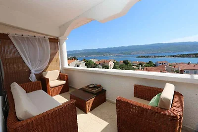 Ferienwohnung mit Klimaanlage und Terrasse