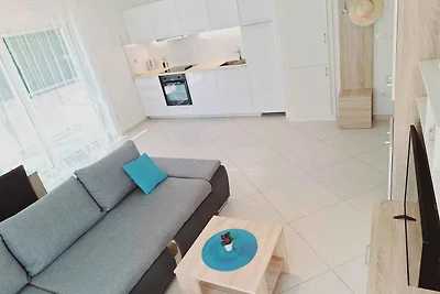 Ferienwohnung mit Blalkon und Klimaanlage