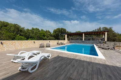 Ferienwohnung mit Schwimmbad