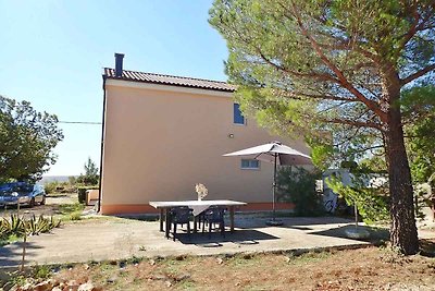 Ferienwohnung mit Balkon und Grill