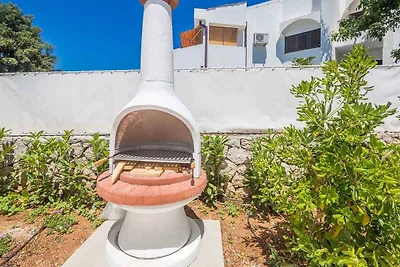 Villa mit Meerblick und Pool
