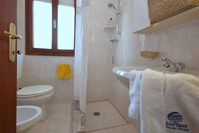 Ferienwohnung mit Klimaanlage und Garten