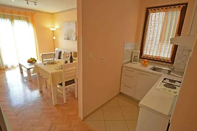 Ferienwohnung mit Terrasse und Klimaanlage