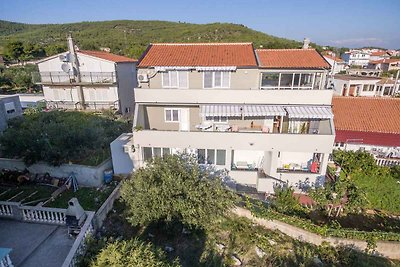 Ferienwohnung mit Terrasse, Klimaanlage