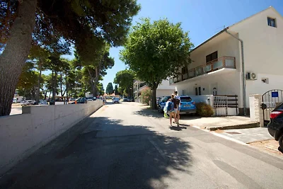 Familienfreundliche Ferienwohnung Ina in Vodi