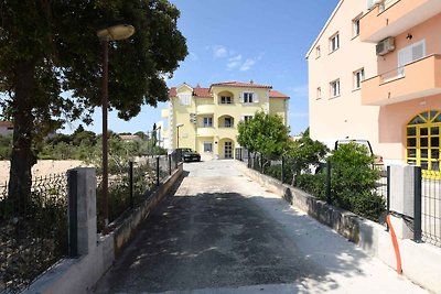 Holiday flat family holiday Brodarica