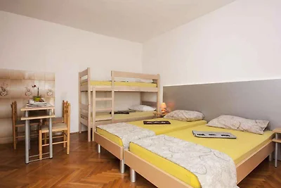 Studio-Apartment für 2+1 Personen mit eigenem
