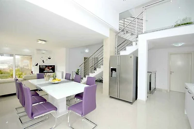 Villa mit Klimaanlage, mit Grillmöglichkeit, 