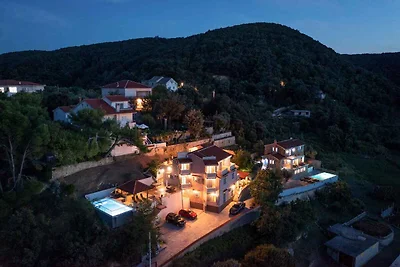 Appartamento Vacanza con famiglia Supetarska Draga