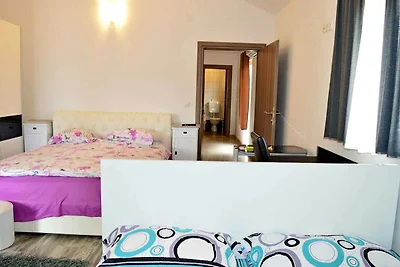 Einfache Apartment für vier Gäste, in der Näh